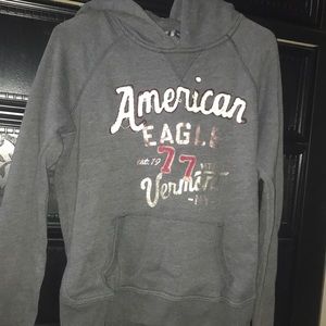 American Eagle hoodie (no string)